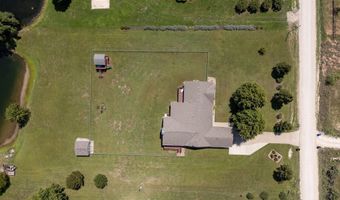 8244 SW Indian Hills Rd, Auburn, KS 66402