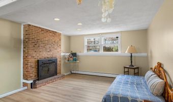 148 North Rd, Hopkinton, RI 02833