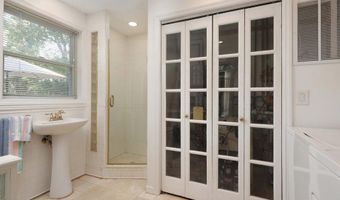 637 COMPASS Ave, Beachwood, NJ 08722