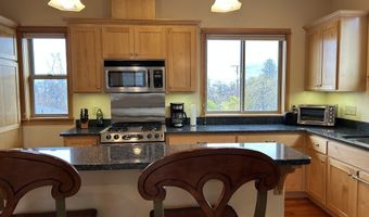 1249 Iowa, Ashland, OR 97520