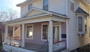 121 N 10th St, Atchison, KS 66002