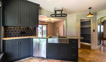 1060 Broad St, Ashland, OH 44805
