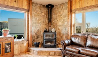 495 Rock Creek Rd, Buffalo, WY 82834