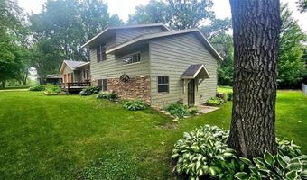1912 S Oak Knoll Dr NE, Alexandria, MN 56308