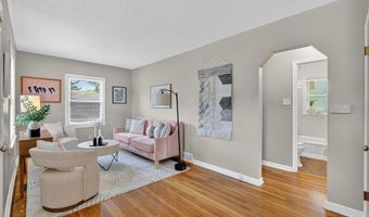 2741 57th St, Des Moines, IA 50310