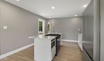 26097 W Channel Ave, Antioch, IL 60002