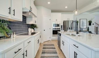 37 Fraser 122B, Auburn, GA 30011
