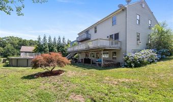 8 Ashley Dr, Lincoln, RI 02865
