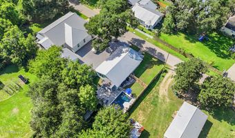 321 Saint George St, Bay St. Louis, MS 39520