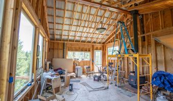 859 Otter Ln, Bonners Ferry, ID 83805