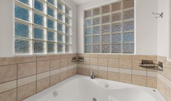 227 MONTE LARGO Dr NE, Albuquerque, NM 87123