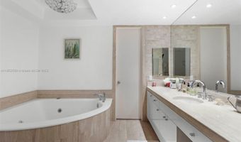 19500 Turnberry Way 7A, Aventura, FL 33180