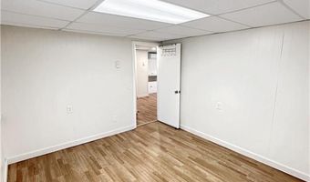 57 Friendship St, Newport, RI 02840
