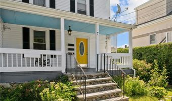 7 Caswell Ave, Newport, RI 02840