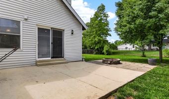 693 Rustic Valley Dr, Ballwin, MO 63021
