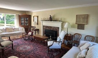 11 Tozier St, Belfast, ME 04915