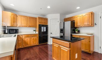 10023 STERLING Ter, Rockville, MD 20850