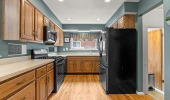 17276 Midway Ave, Allen Park, MI 48101