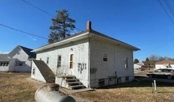 221 E 2nd St, Ainsworth, NE 69210