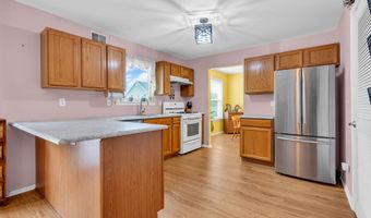 1444 Mermaid Ave, Beachwood, NJ 08722