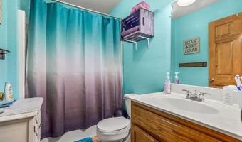 528 S Truman Rd, Archie, MO 64725