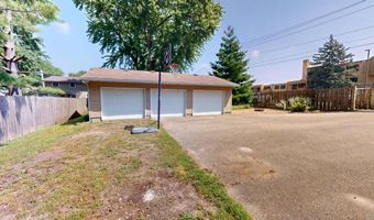 826 Minnie Maddern St, Albert Lea, MN 56007