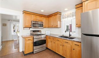 38 Bridgton Rd, Cranston, RI 02910