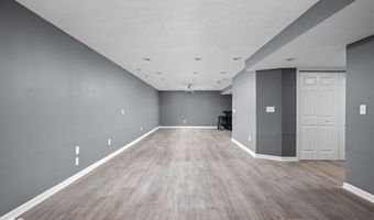 2048 Whitetail Ct, Avon, IN 46123