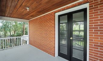 789 Pinewood, Macon, GA 31204