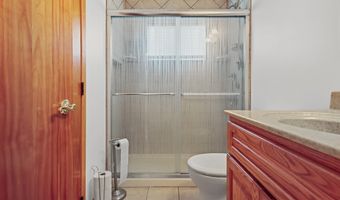 10666 Wilma Ave NE, Alliance, OH 44601