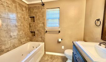 2725 Burchwood Dr, Benton, AR 72019