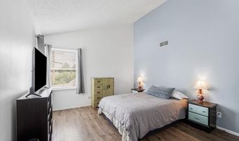 9513 Sequoia Ct, Affton, MO 63123