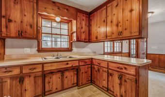 2215 Albany St, Beech Grove, IN 46107
