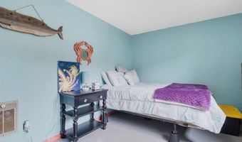 460 S HIGHWAY 101, Rockaway Beach, OR 97136