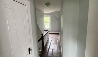2-4 Elmwood St, Amesbury, MA 01913