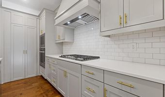 311 Summerville Ln, Athens, GA 30606