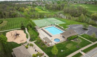 4417 N 141st St, Basehor, KS 66007