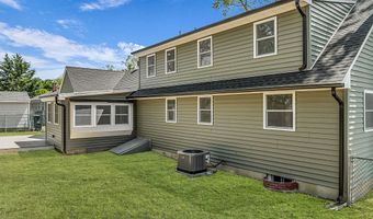 620 Tiller Ave, Beachwood, NJ 08722