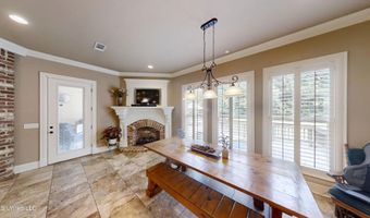 230 Eastwood Dr, Brandon, MS 39042
