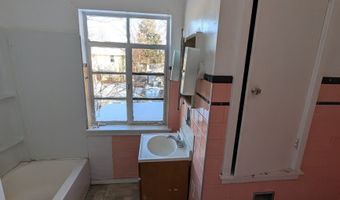 1633 W 10th St, Anderson, IN 46016