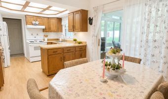 2605 KENHILL Dr, Bowie, MD 20715