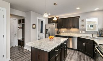 1605 2nd St NW, Altoona, IA 50009