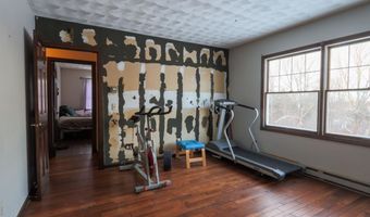 137 China Rd, Albion, ME 04910