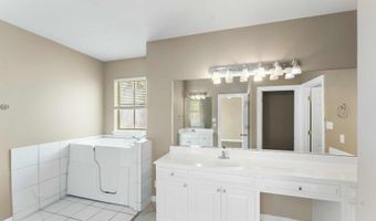 9134 Oxford Place Dr, Baton Rouge, LA 70809