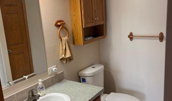 2200 Eunice Dr, Albert Lea, MN 56007