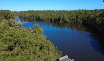 518 Saddle Dr, Camden, SC 29020