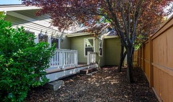 20651 NE Sierra Dr, Bend, OR 97701