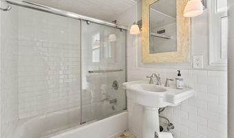 1550 W Palais Rd, Anaheim, CA 92802