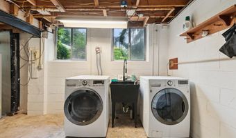 2422 Essex, Ann Arbor, MI 48104