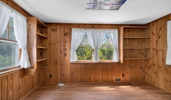6 Loudon Pkwy, Albany, NY 12211